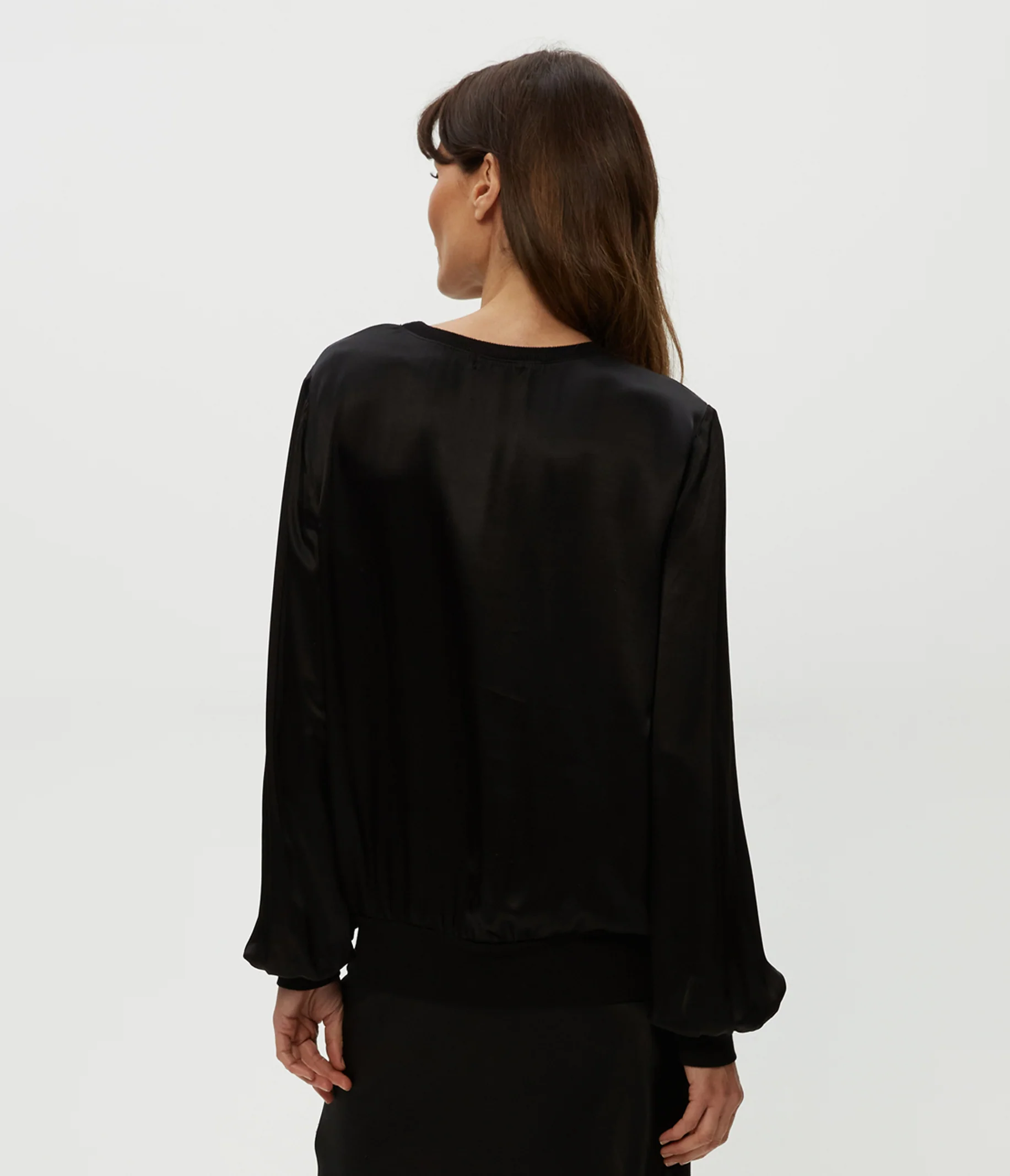 Ariel Satin Sweatshirt - Image 12