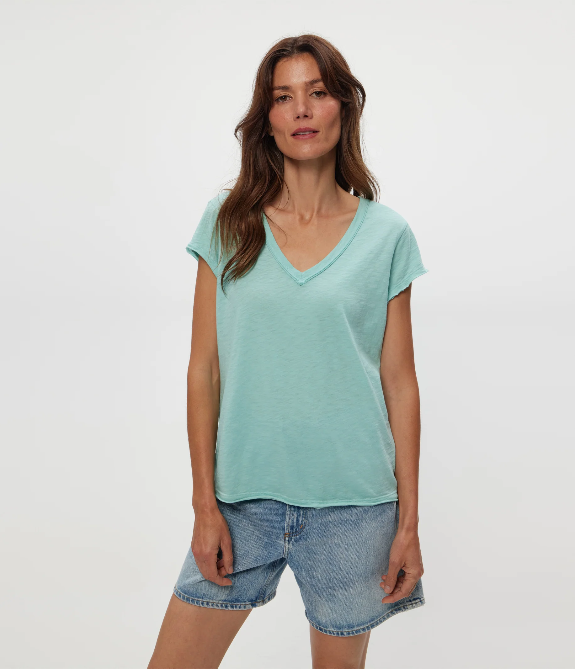 Baxter V-Neck Tee - Image 19