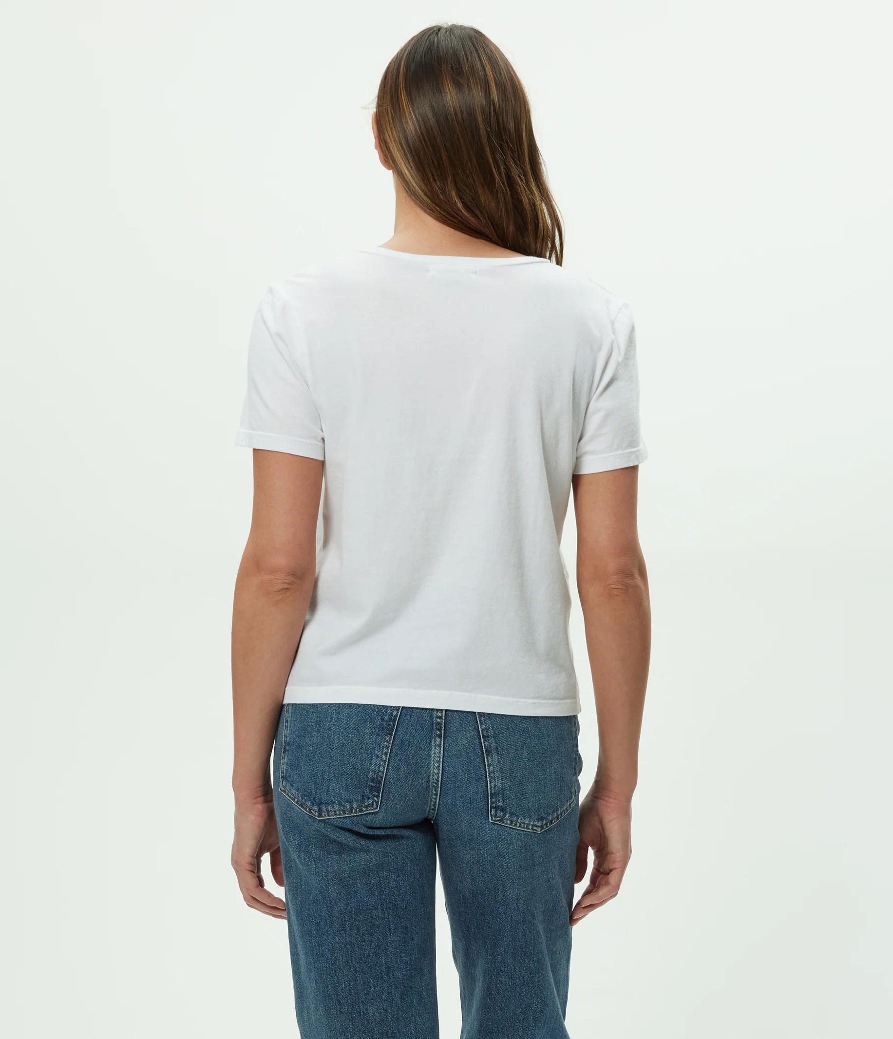 Daria V-Neck Tee - Image 31