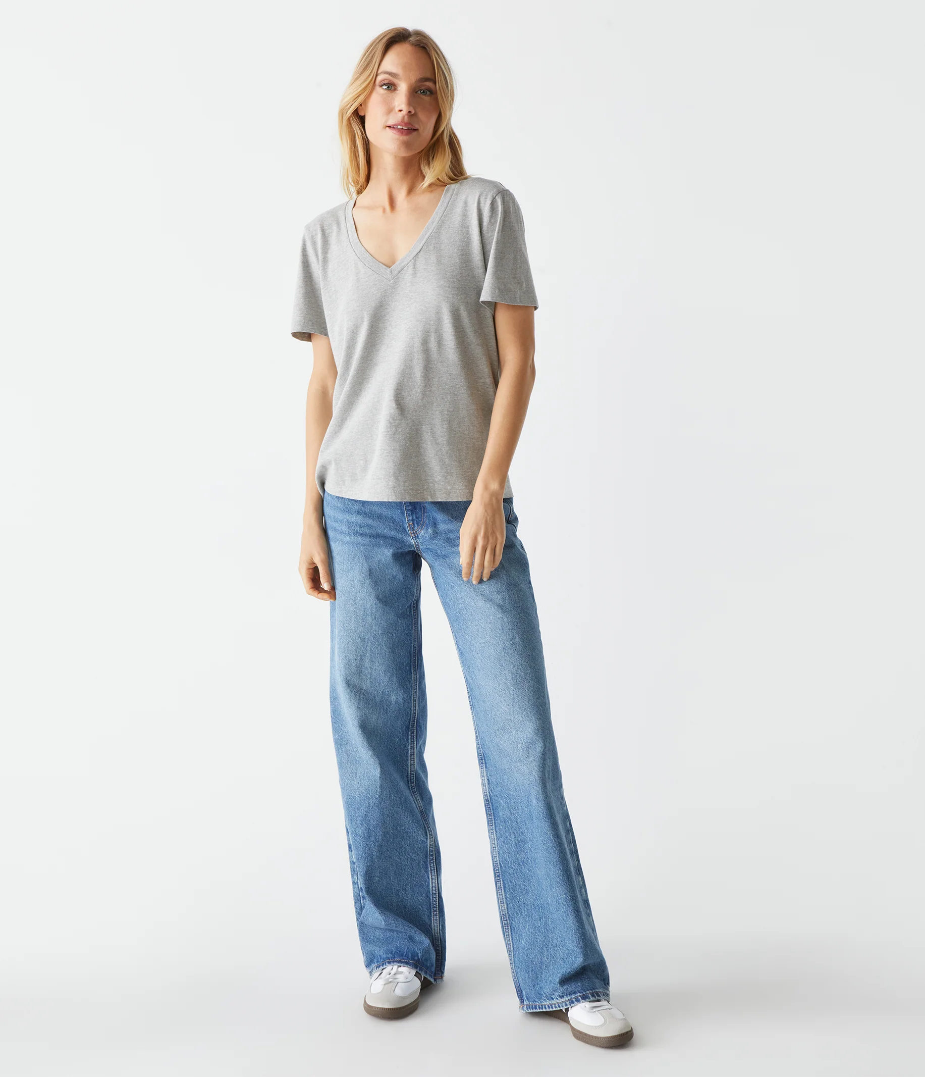 Daria V-Neck Tee - Image 8