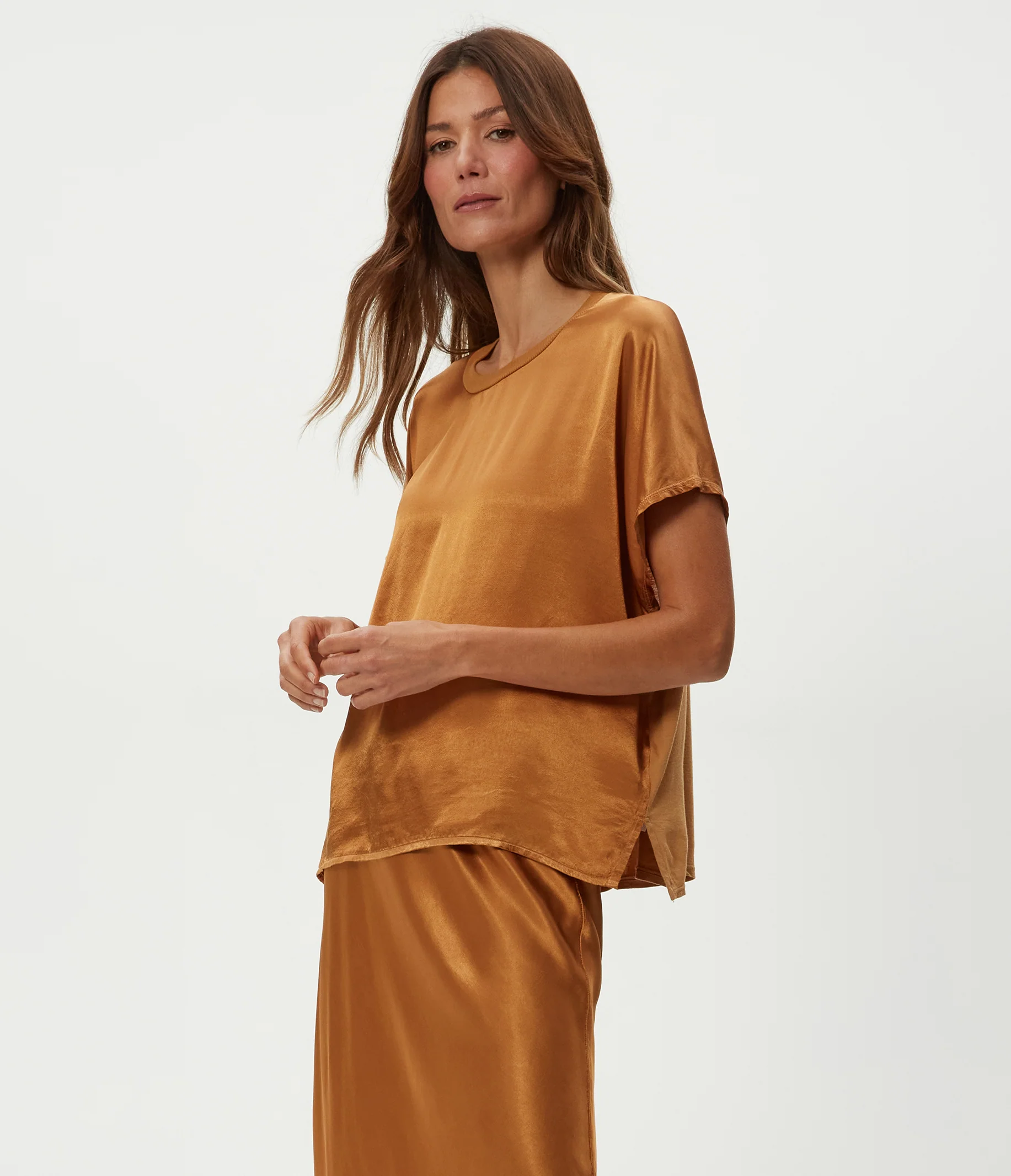 Flow Satin Tee - Image 15