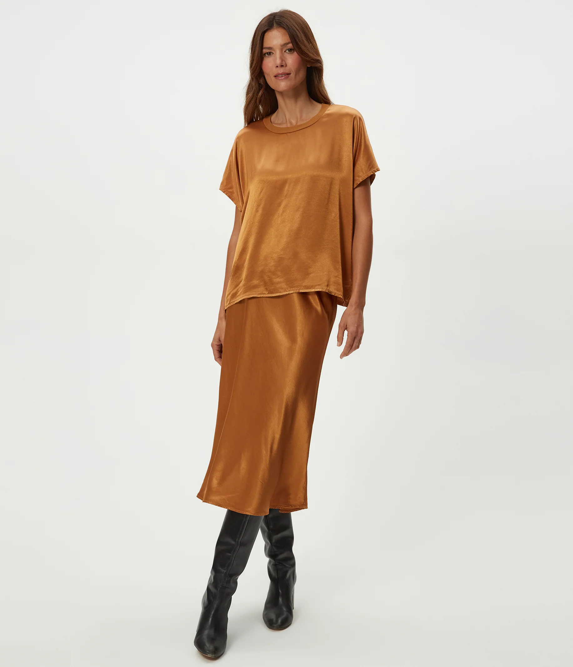 Flow Satin Tee - Image 16