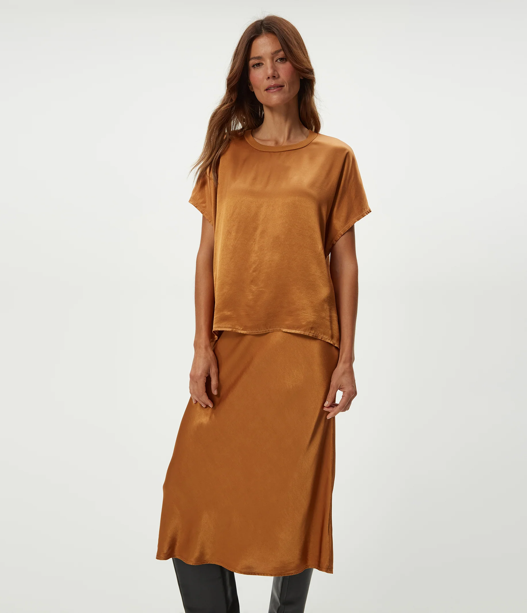 Flow Satin Tee - Image 17