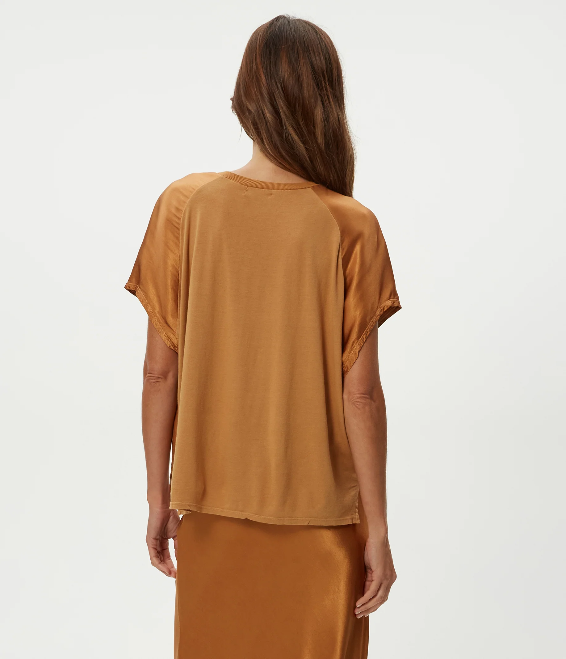 Flow Satin Tee - Image 18