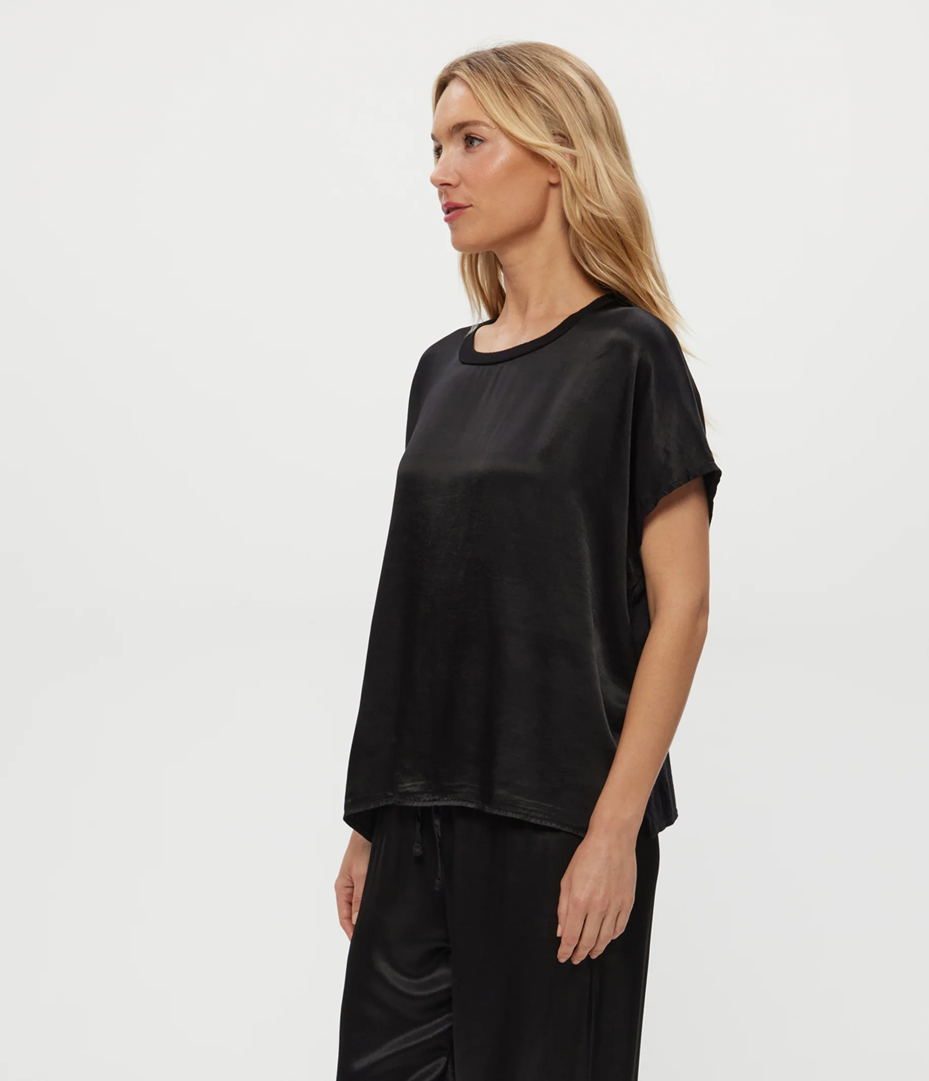 Flow Satin Tee - Image 21