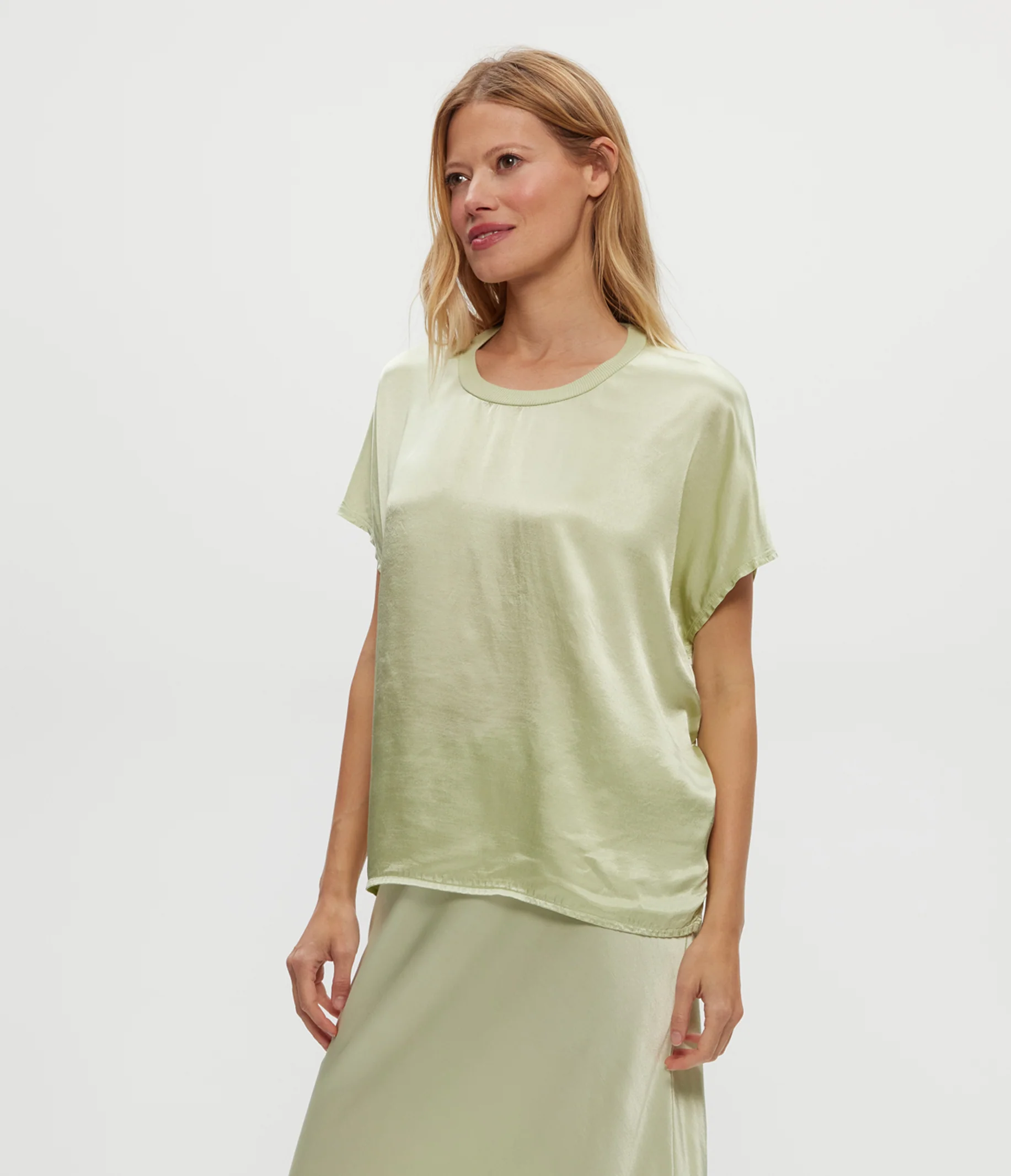 Flow Satin Tee - Image 24