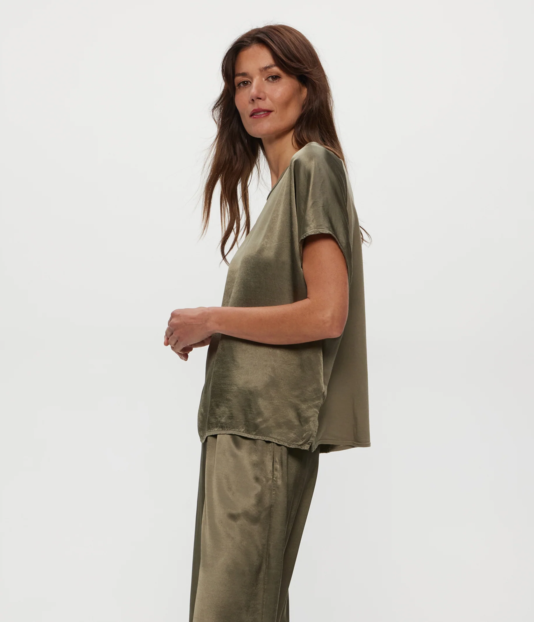 Flow Satin Tee - Image 32