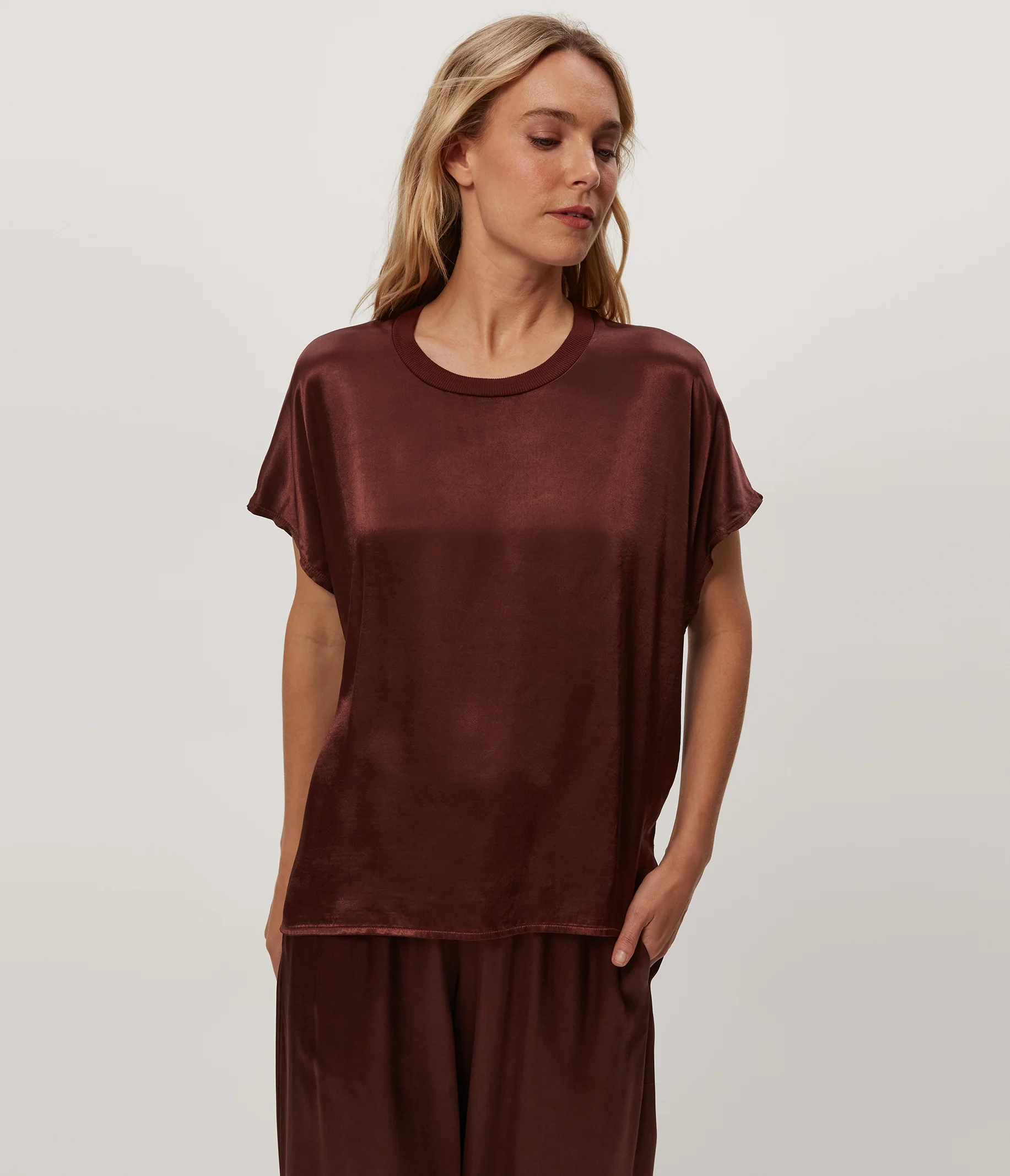 Flow Satin Tee - Image 38