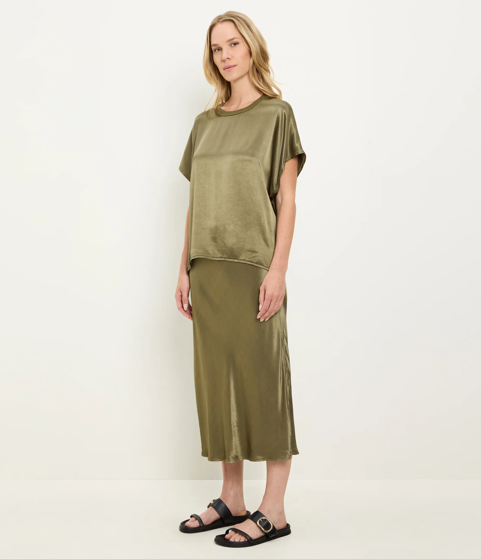 Flow Satin Tee - Image 4