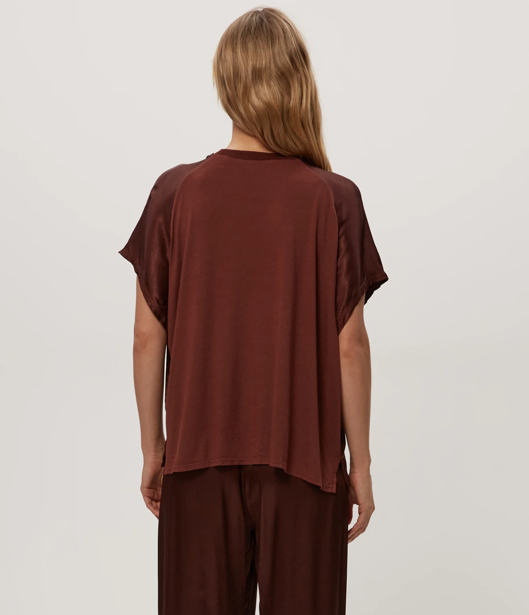 Flow Satin Tee - Image 40