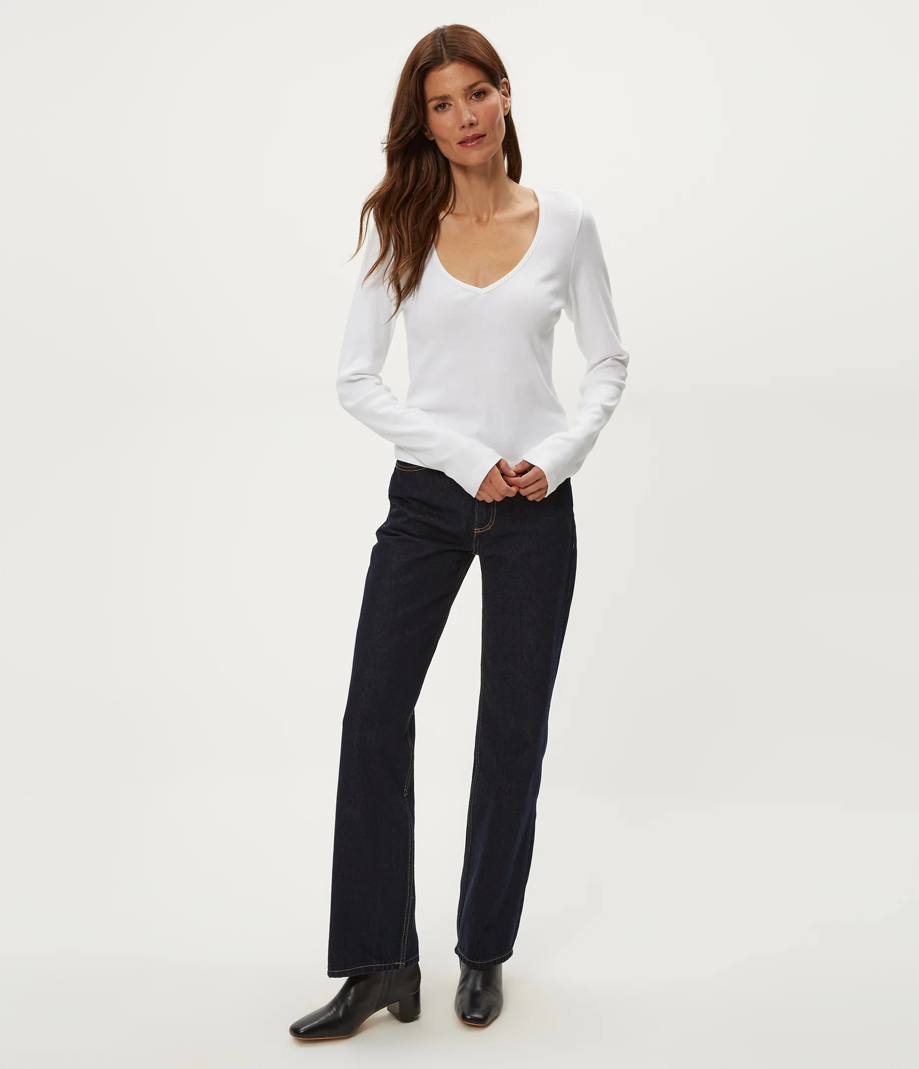 Lizzie V-Neck Long Sleeve Tee - Image 10