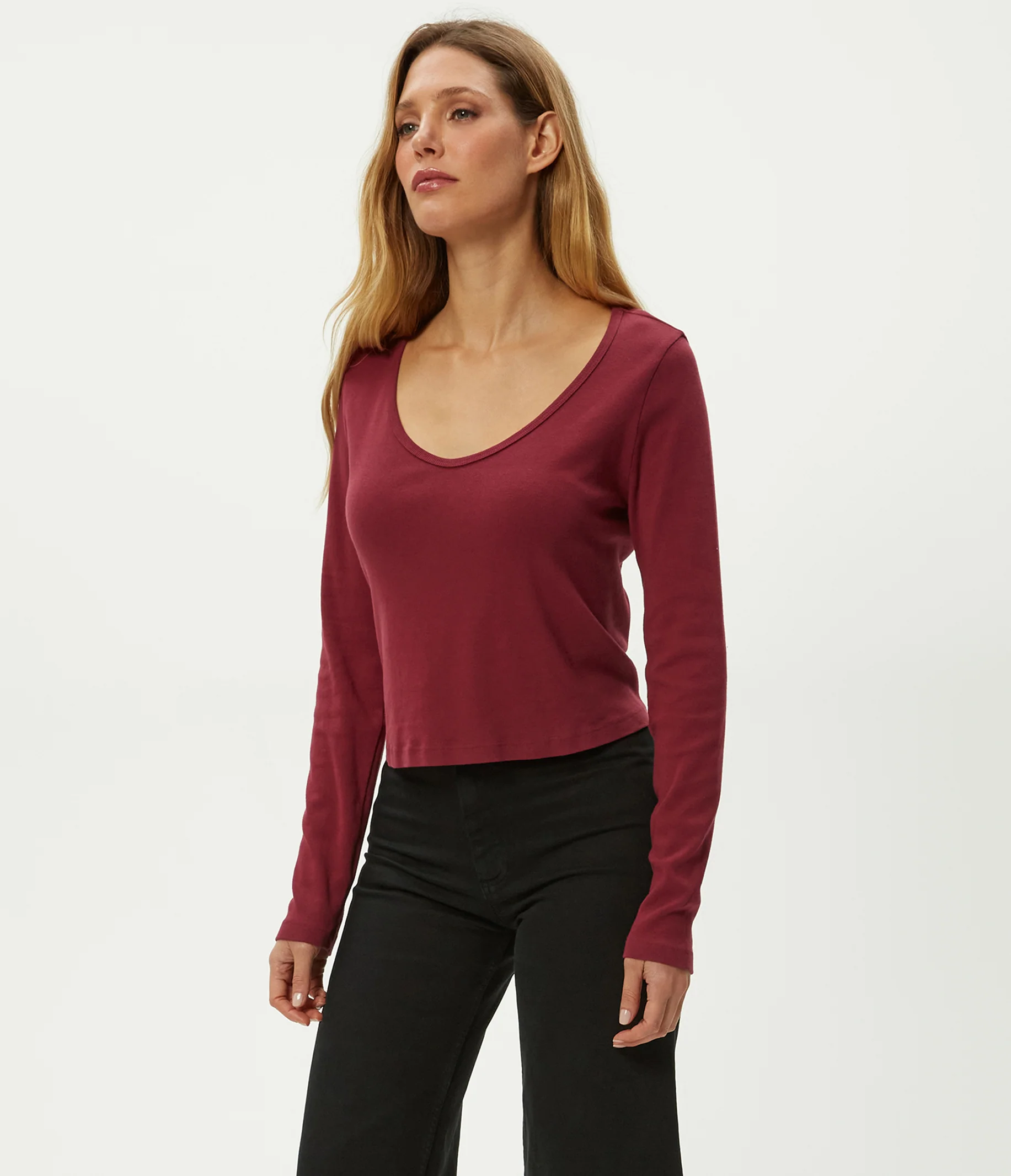 Lizzie V-Neck Long Sleeve Tee - Image 23