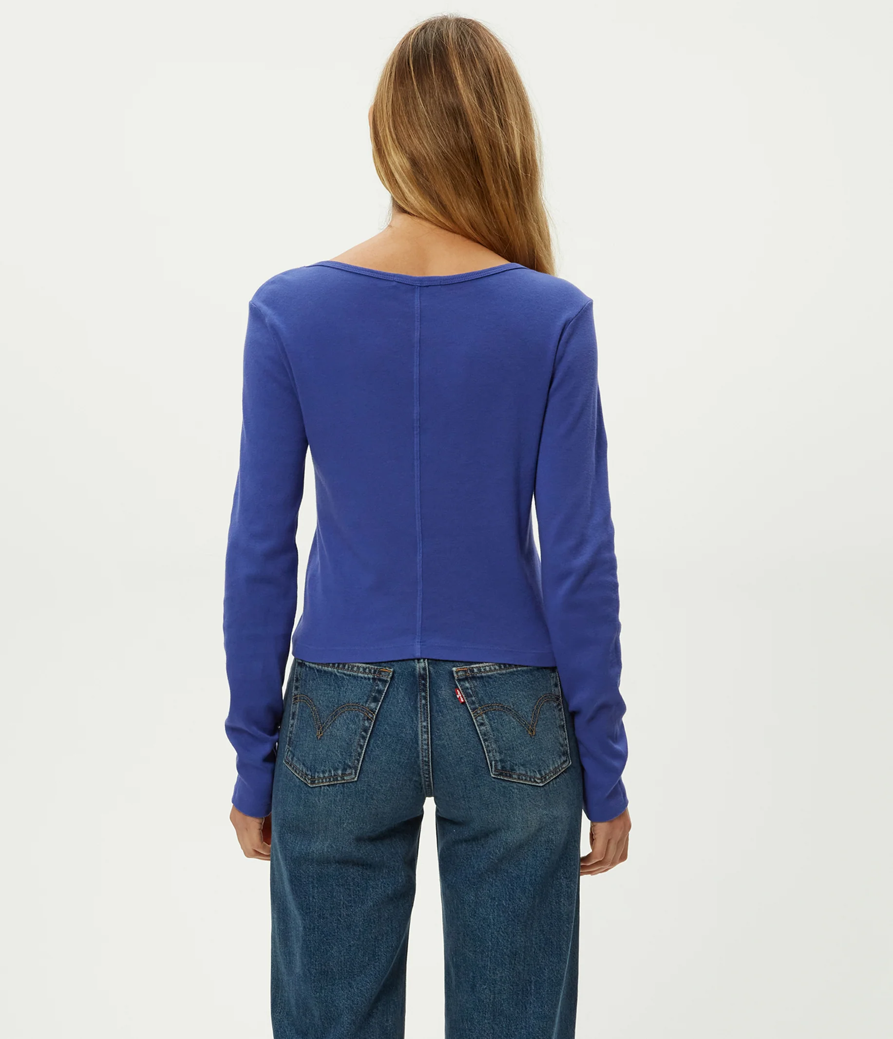 Lizzie V-Neck Long Sleeve Tee - Image 28