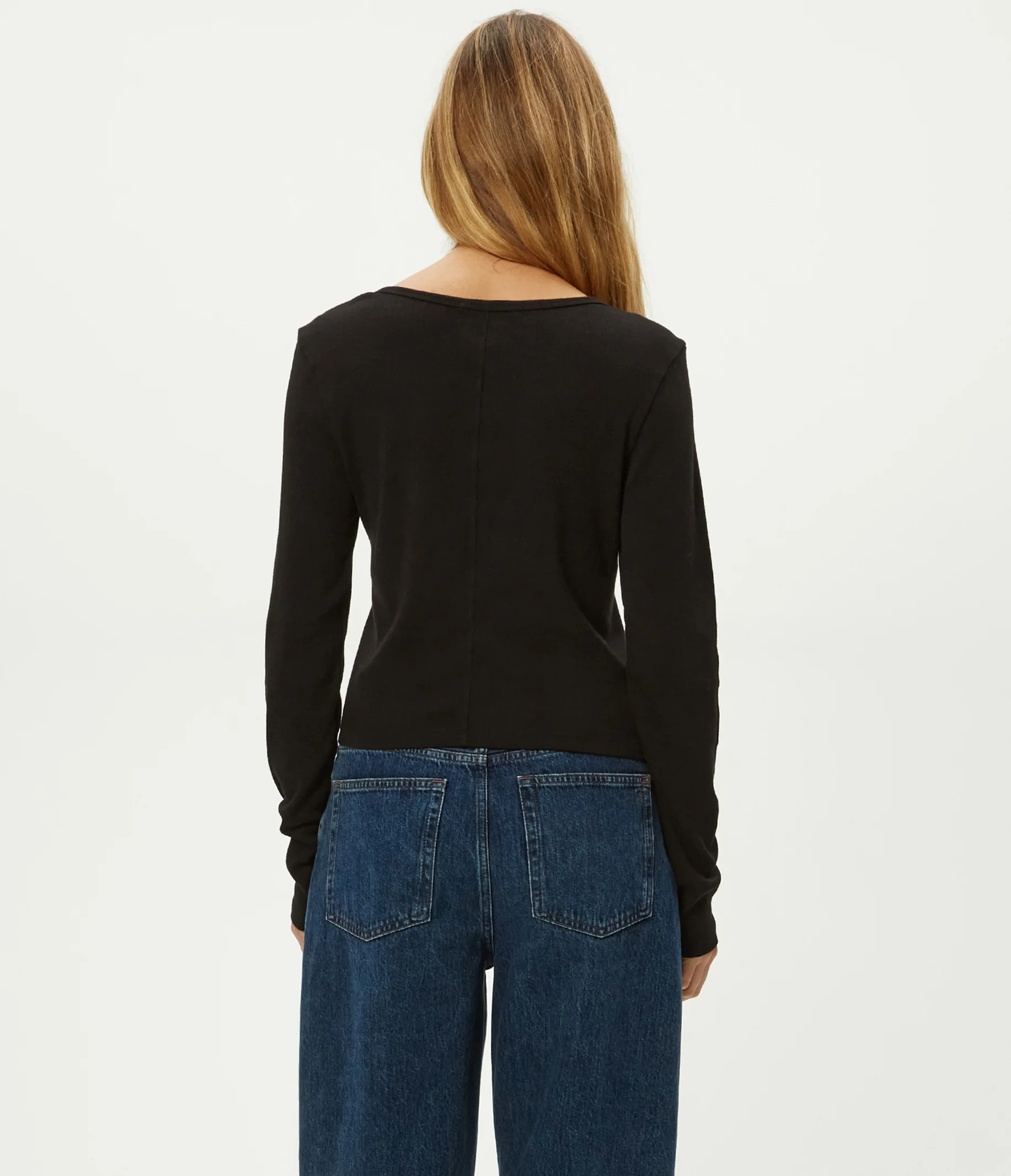 Lizzie V-Neck Long Sleeve Tee - Image 32