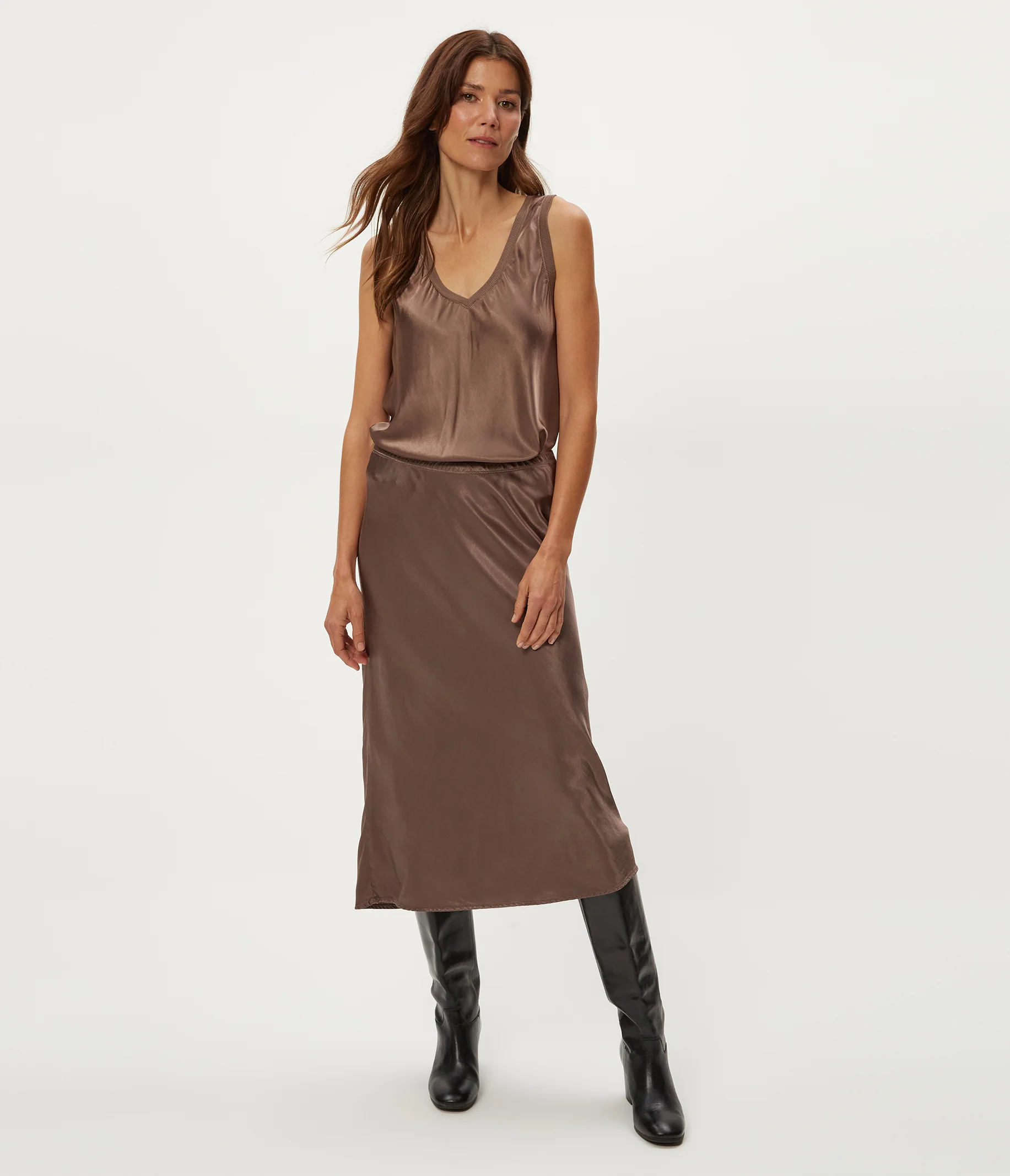 Petite Leila Bias Cut Midi Skirt - Image 9