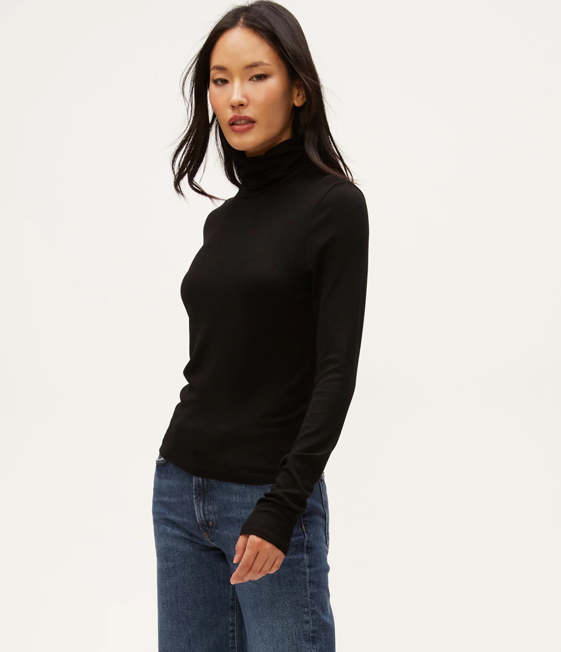 Tara Crop Turtleneck - Image 11