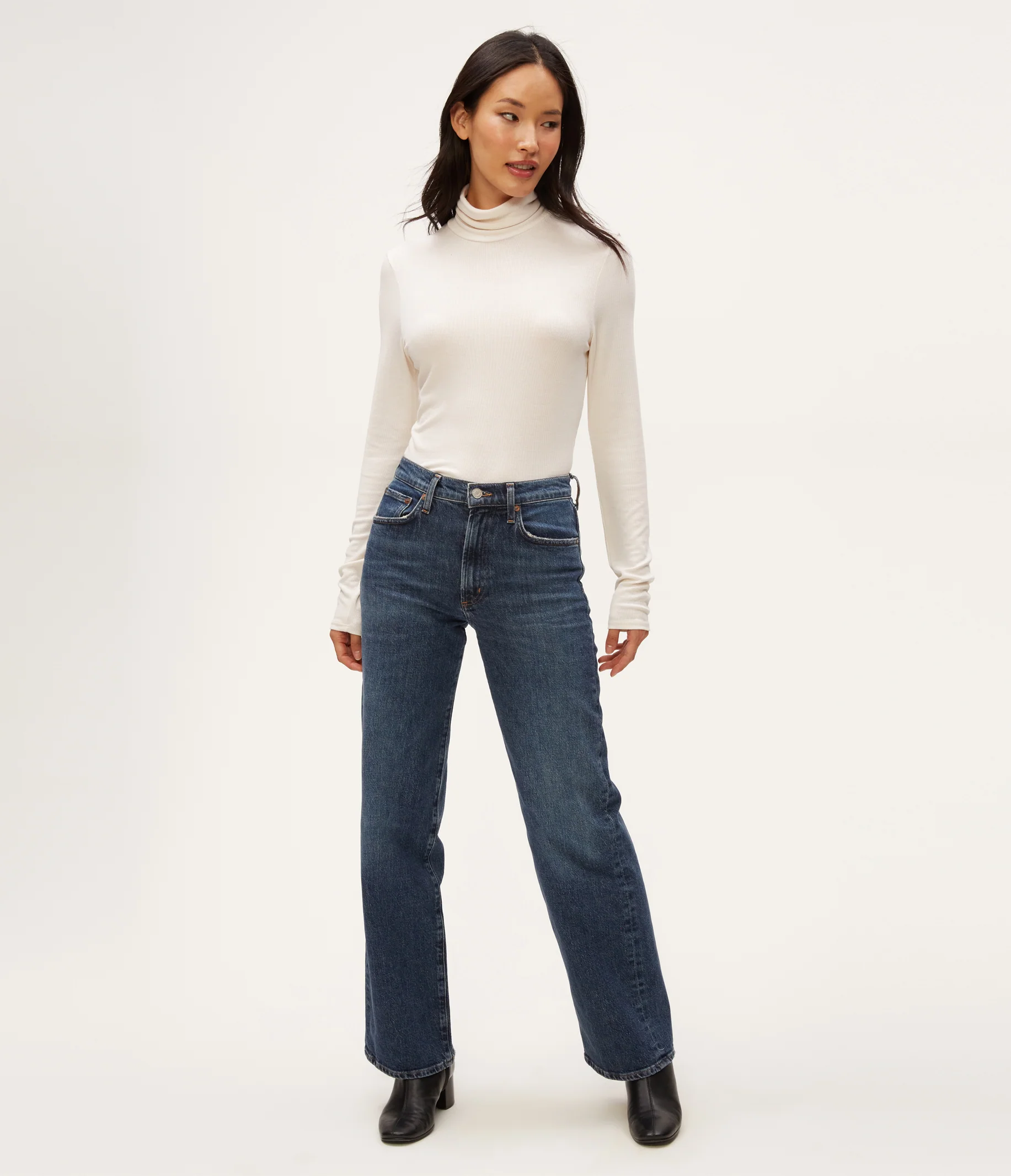 Tara Crop Turtleneck - Image 14