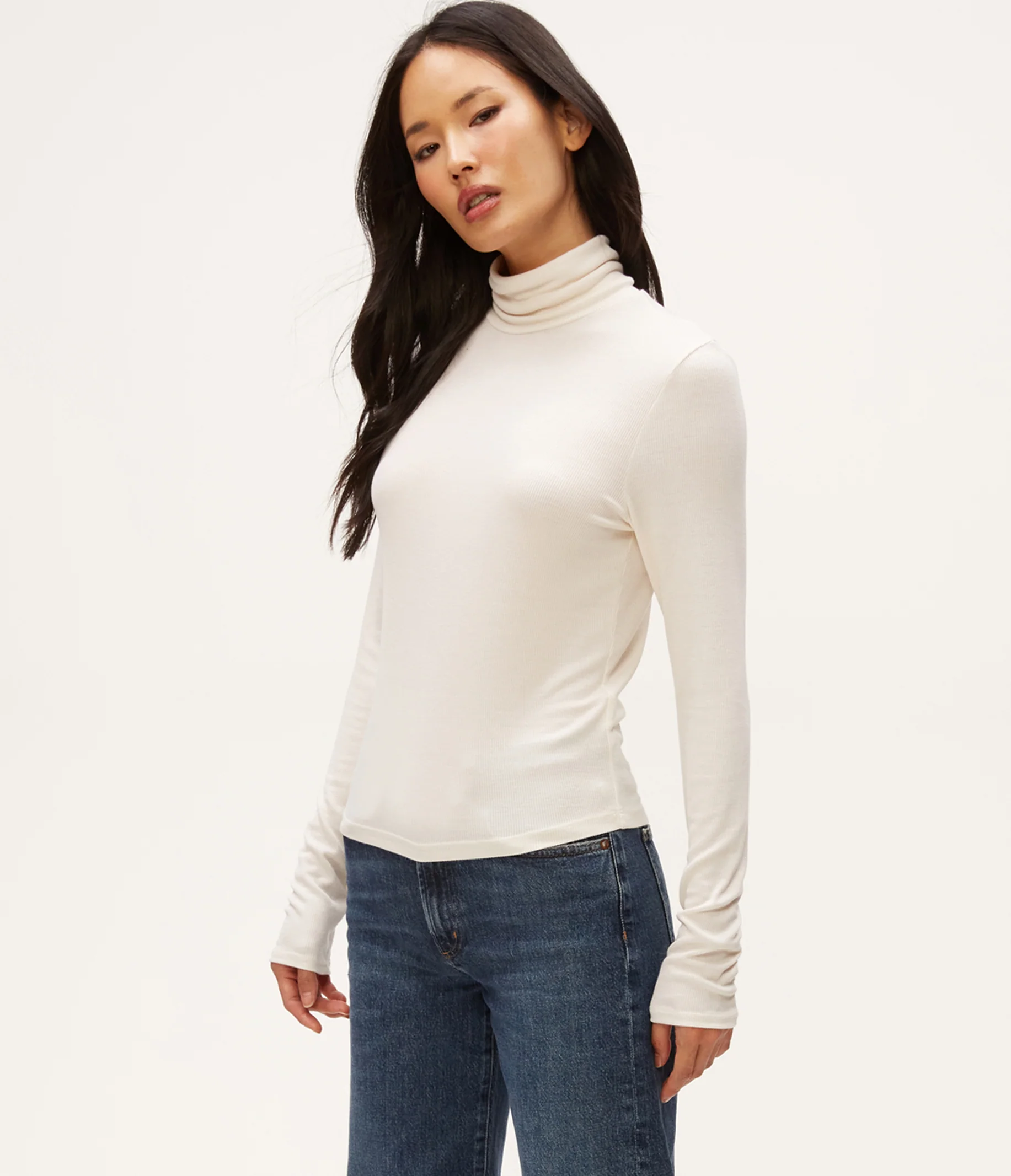 Tara Crop Turtleneck - Image 15