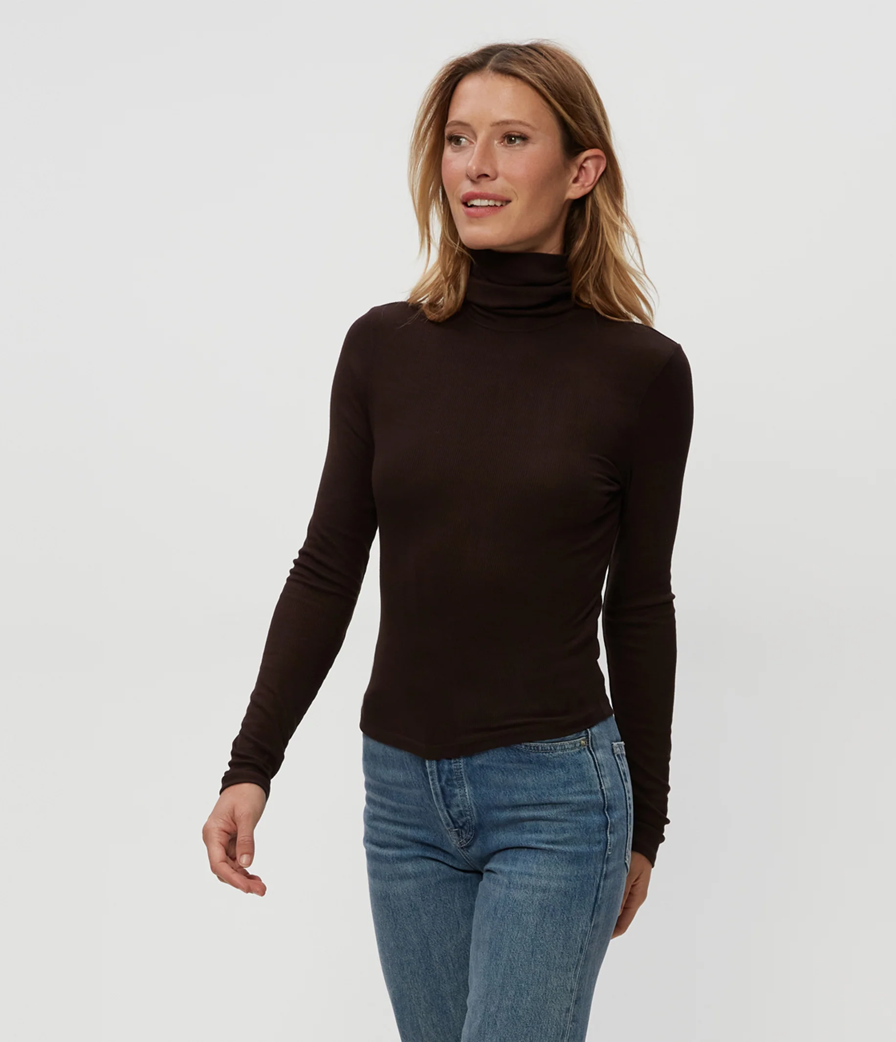 Tara Crop Turtleneck - Image 18