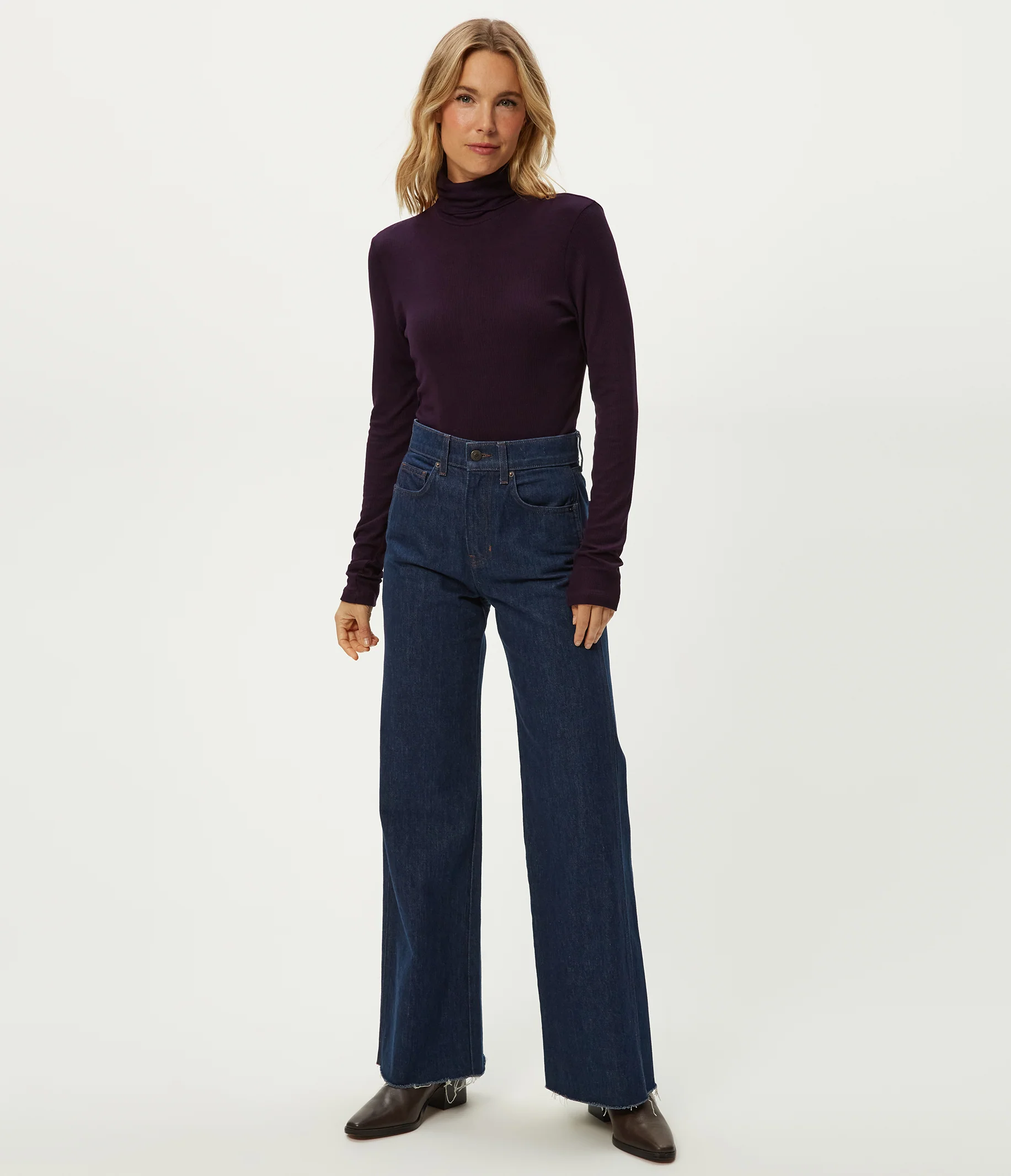 Tara Crop Turtleneck - Image 6