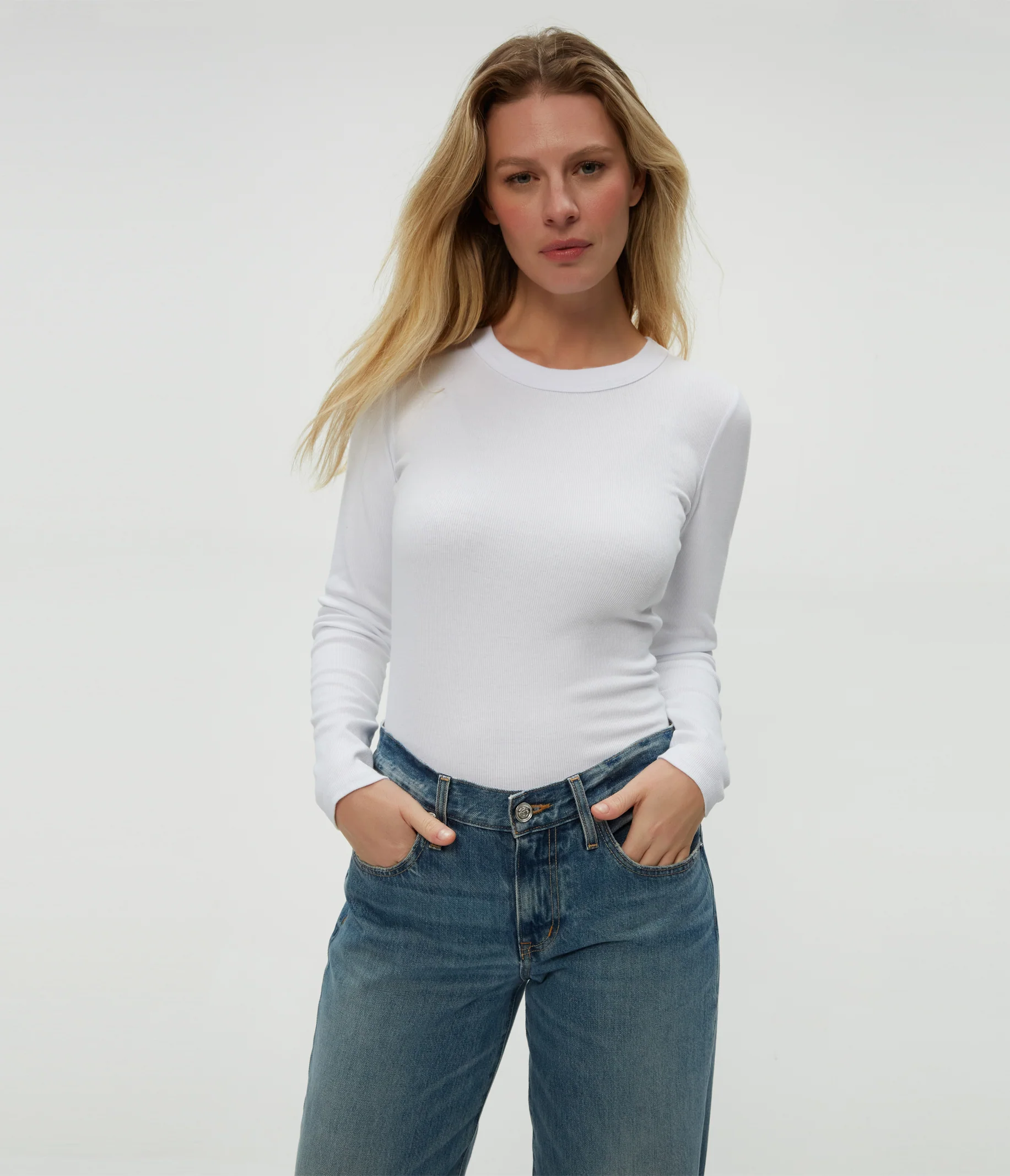 Zola Ribbed Tee - Image 17